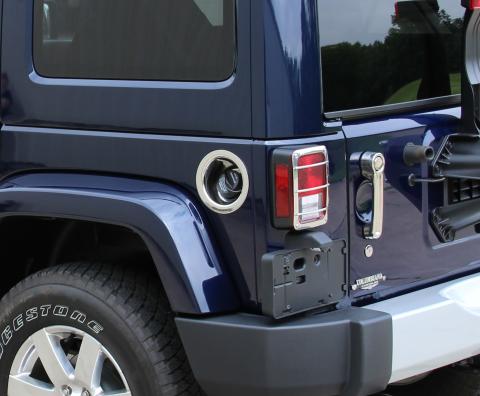 Jeep JK Gas Filler Neck 4 Door 07-18 Wrangler JK Polished Silver Kentrol