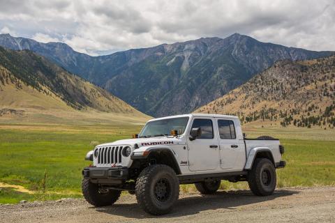 Jeep Gladiator Lift 2.5 Inch Overland Plus Lift Kit 2020+ JT Clayton Off Road